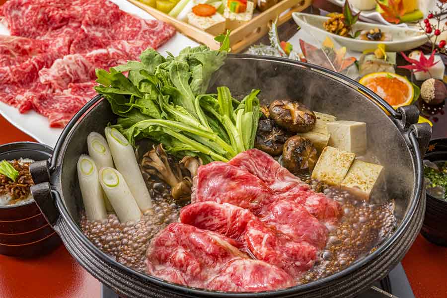 母国ではあまり目にすることがない霜降り肉のおいしさに感動（写真はイメージ）【写真：写真AC】