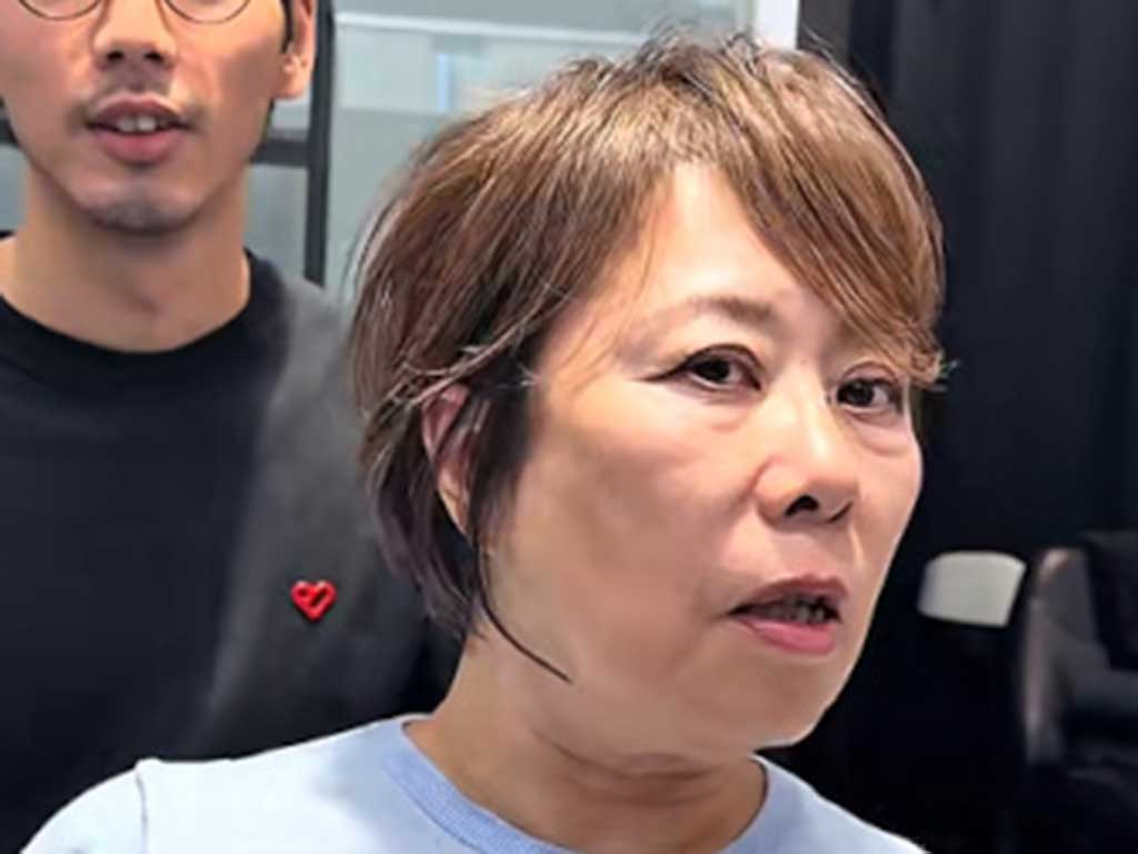 施術後の女性【出典：TikTok（view_sho_）よりスクリーンショット】
