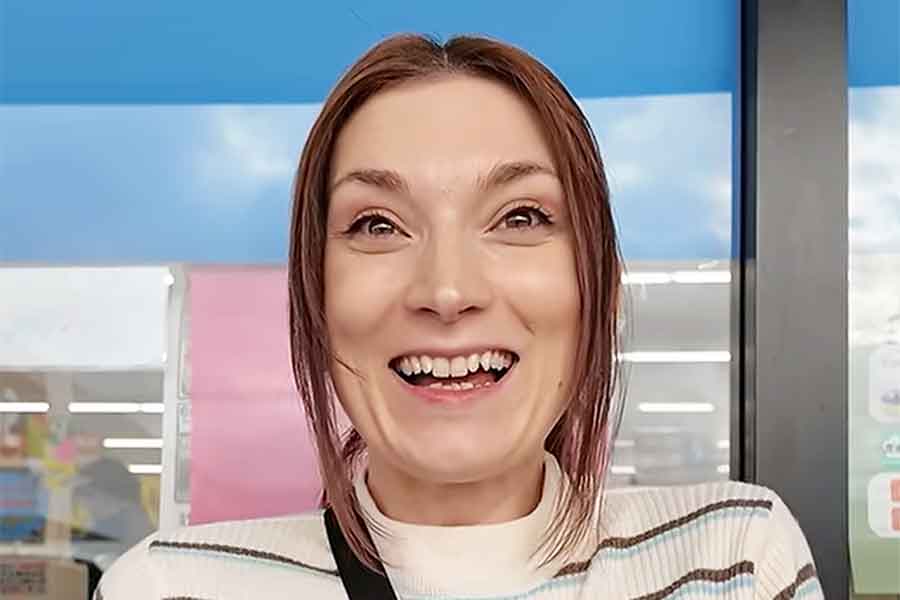 イギリス人の妻・エミリーさん【出典：YouTube「ハーフキッズの日常 | 日本と家族になる」よりスクリーンショット】
