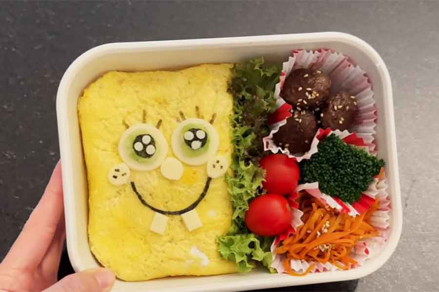 しずかさんが作ったキャラ弁に感激【出典：YouTube「Shizuka スイス在住日本人の生活」よりスクリーンショット】